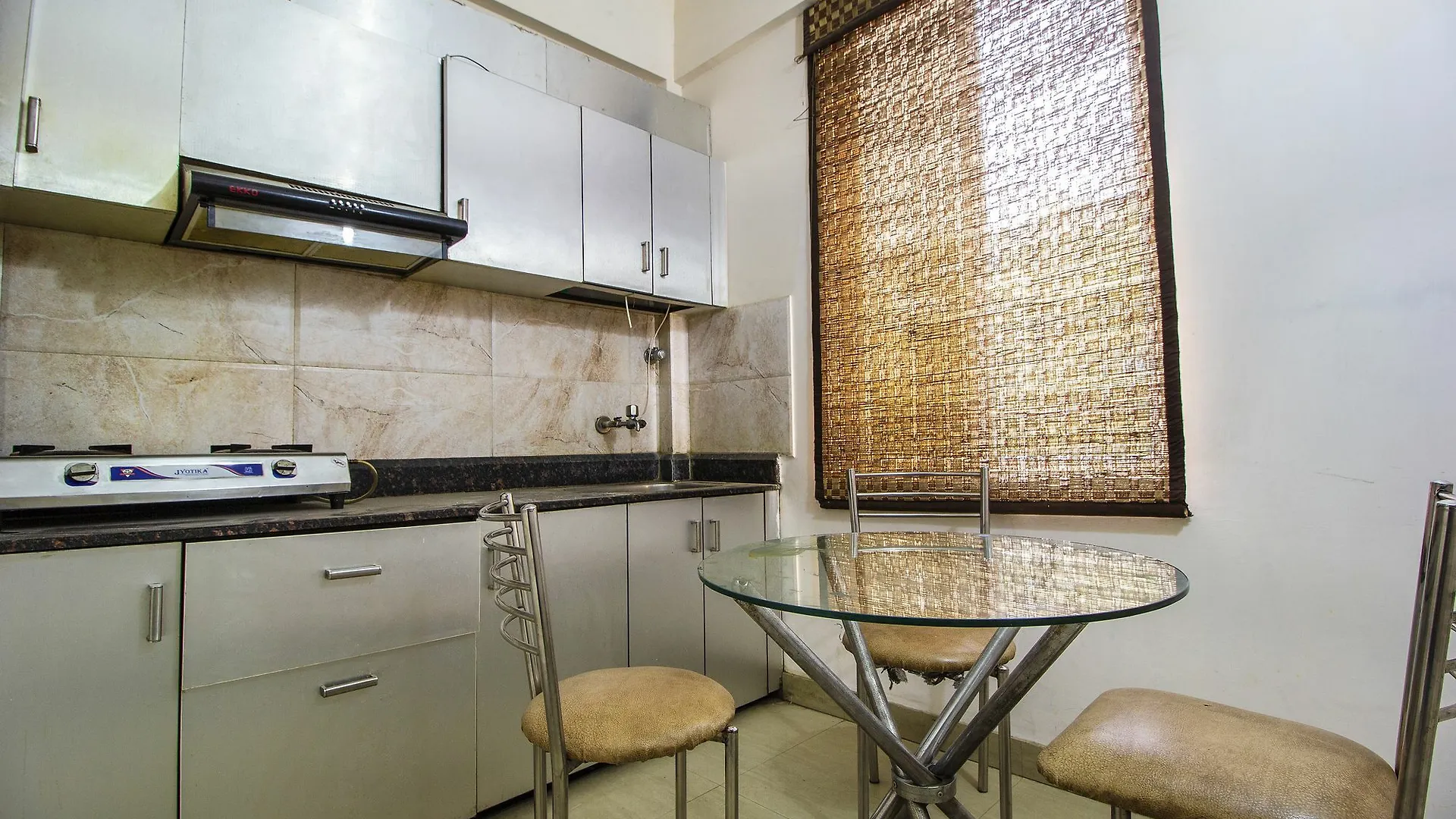 Fabhotel Moon Hospitality Dlf Phase 3 Gurgaon